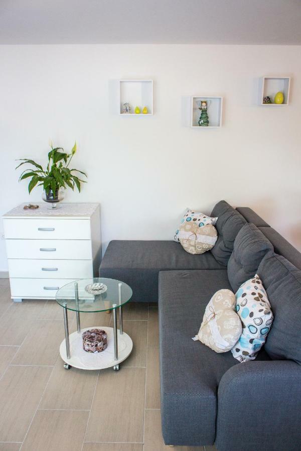 Apartment Verica In Duce - 20 Meters From The Beach 두기라트 외부 사진